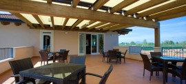 Pensiline e coperture vetrate e tende da sole